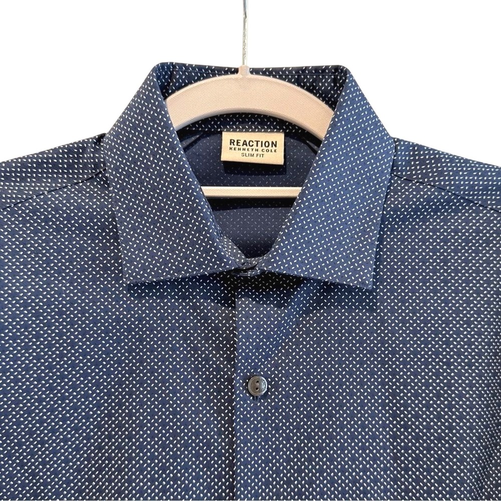 Reaction Kenneth Cole Button Down Blue Dotted Slim Fit Mens 14.5 32/33